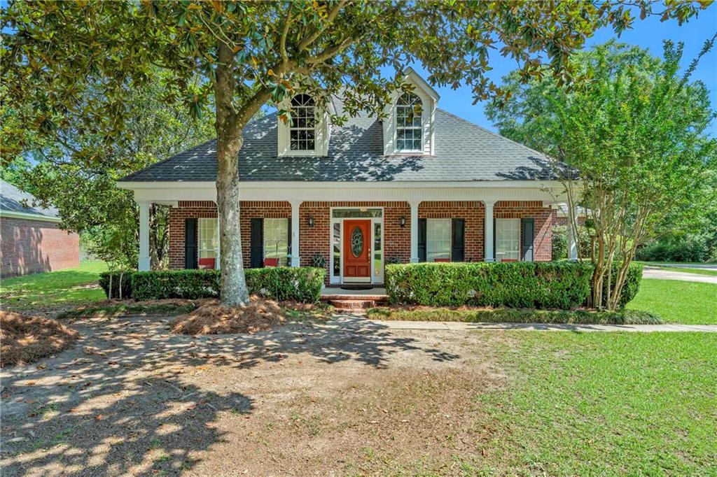 3670 River Chase Court — photo