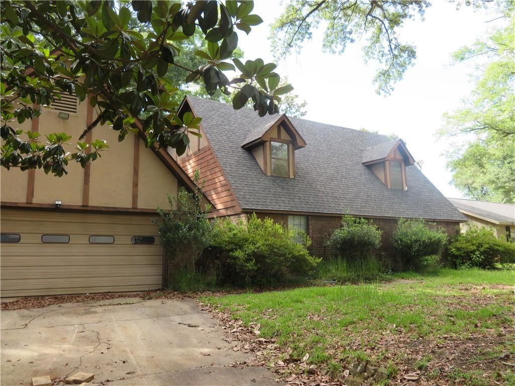 6516 Valor Court — photo