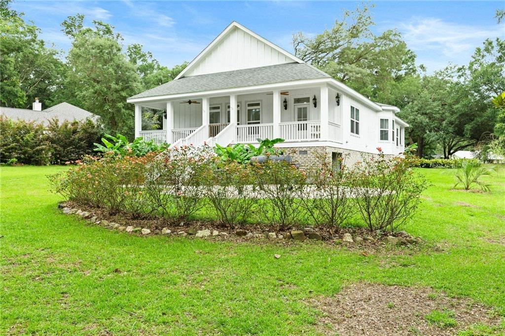 11850 Village Green Drive — photo