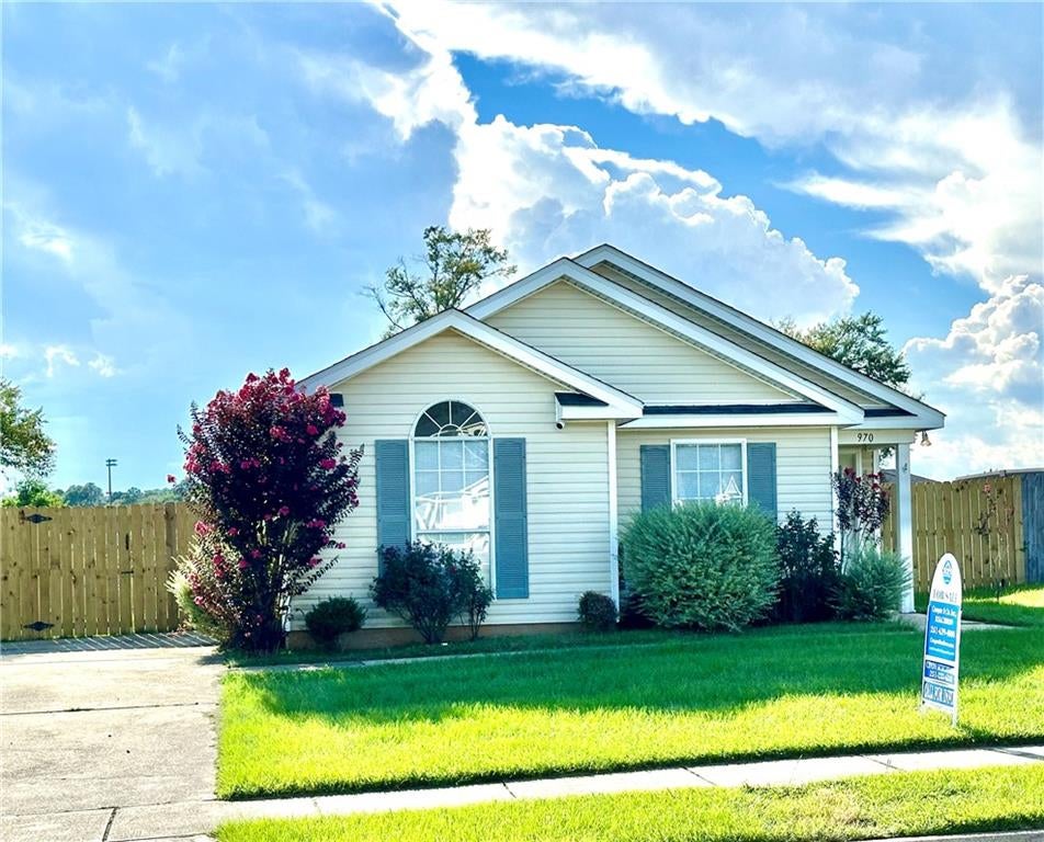 970 Hamilton Bridges Drive W — photo