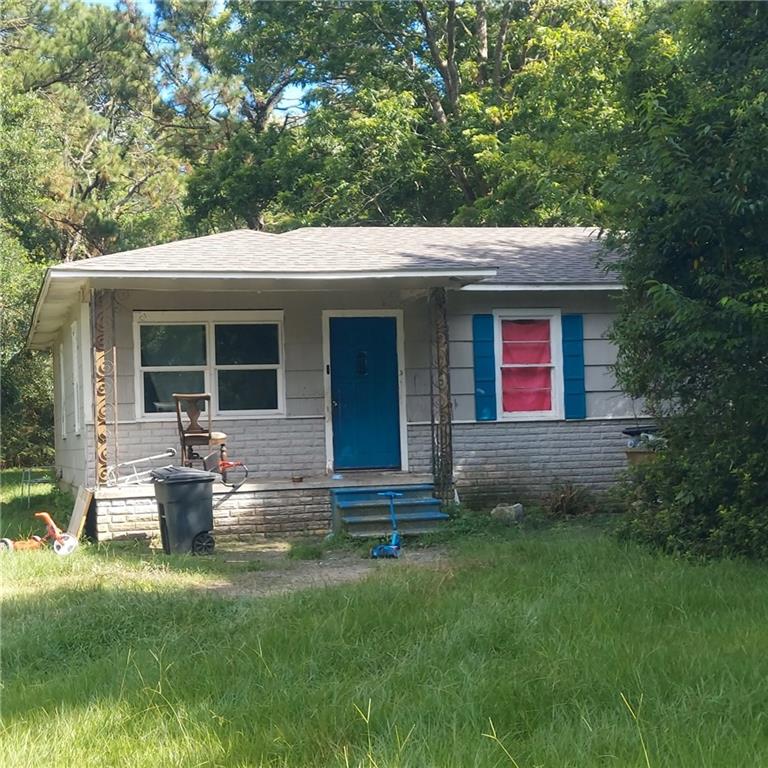2423 Club House Road — photo