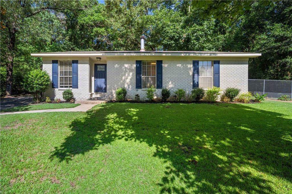 7937 Pine Springs Drive — photo