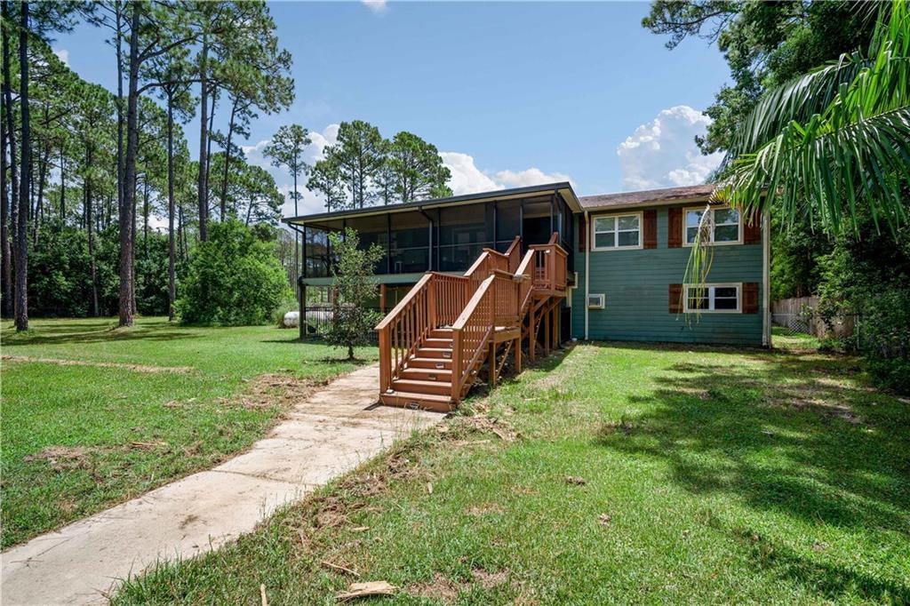 15490 Green Drive — photo