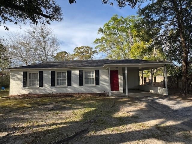 2504 Farnell Drive — photo