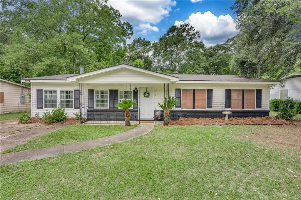 718 Raines Drive — photo