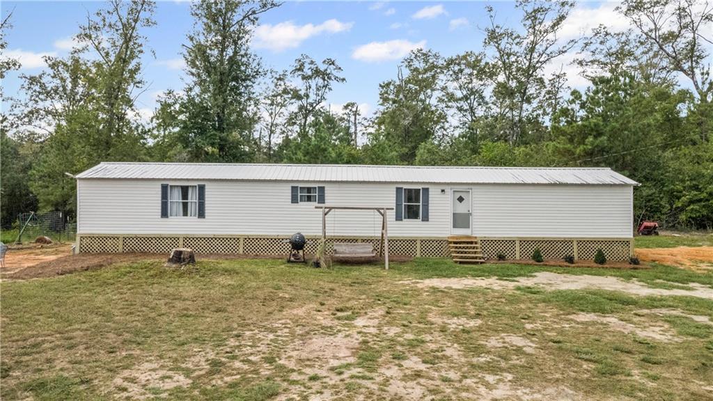 7150 Powell Road — photo