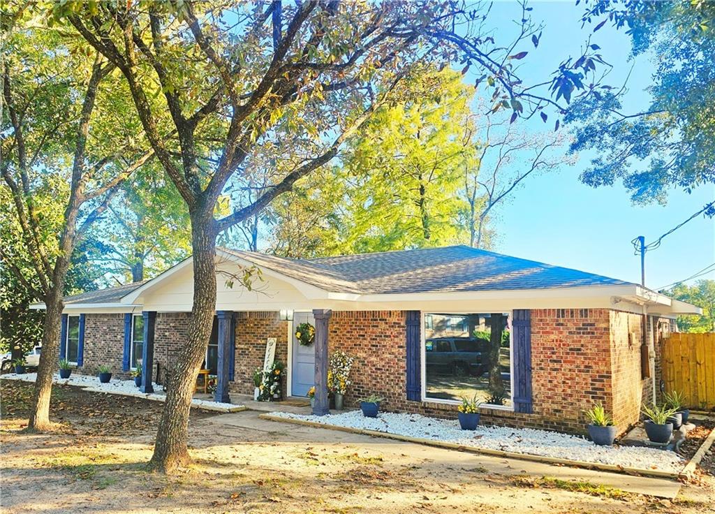 5401 Highland Road — photo