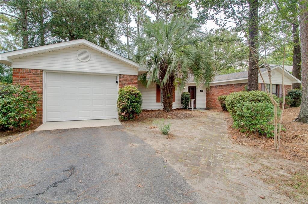 6520 Creekwood Court — photo