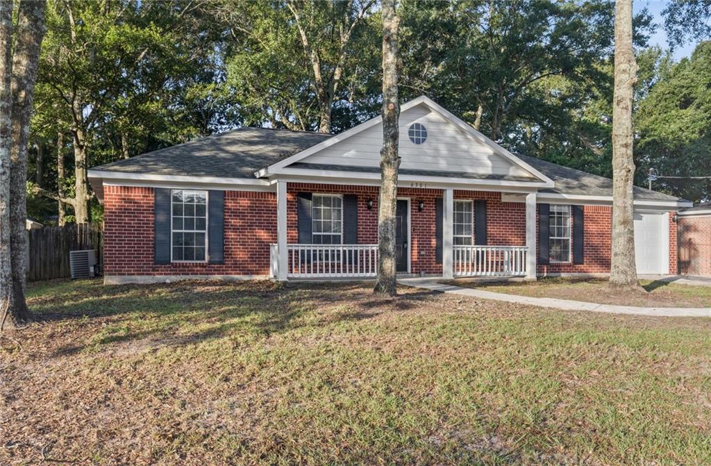 6301 Woodside Drive — photo