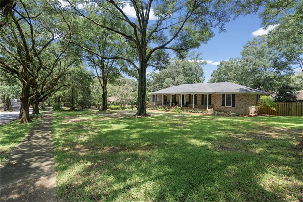 663 Ridgefield Road, Mobile, AL 36608 — photo 2