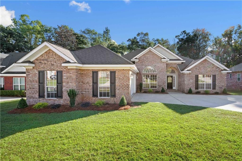 1675 Stonebridge Court — photo