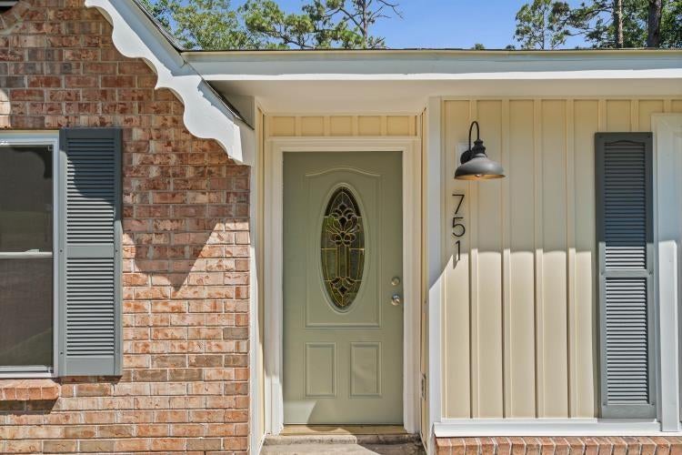 751 Dawes Service Road — photo