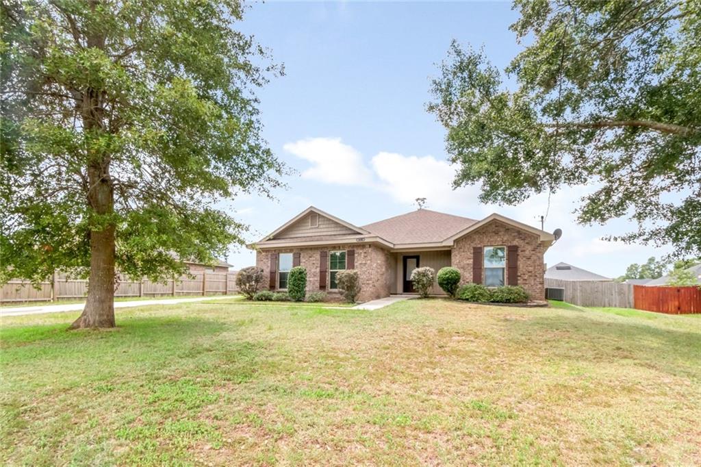 8590 Oak Hill Drive — photo