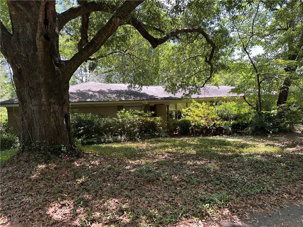 500 Mann Drive — photo
