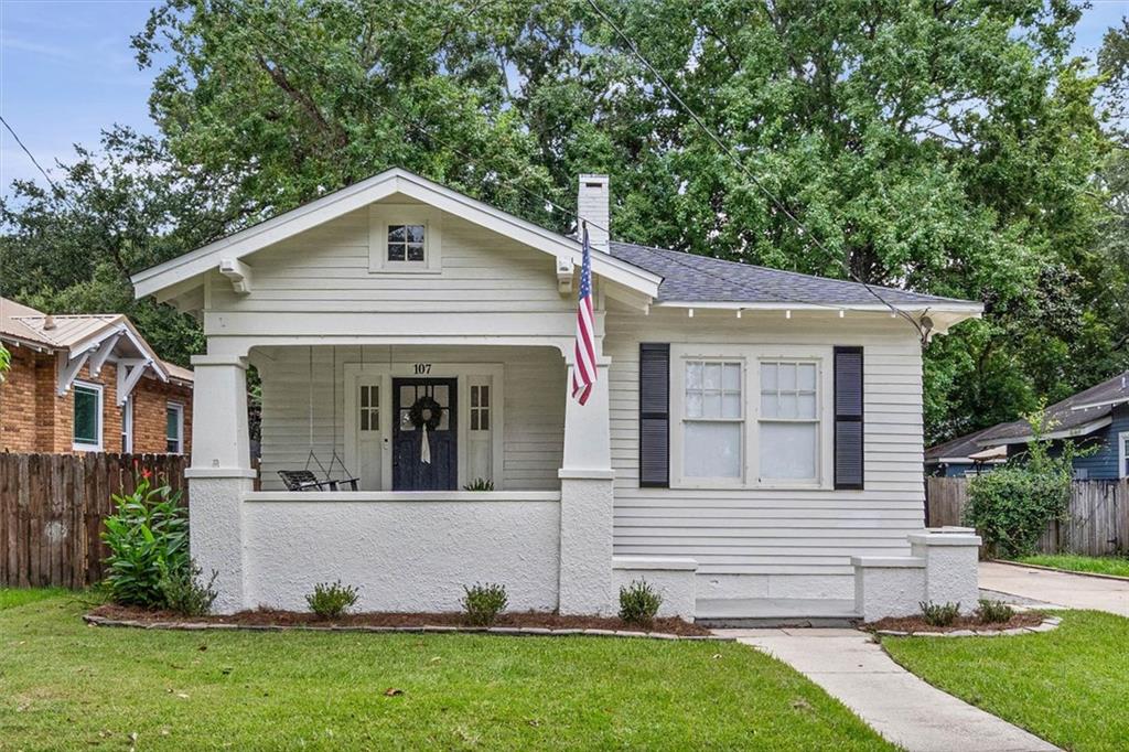 107 Demouy Avenue — photo