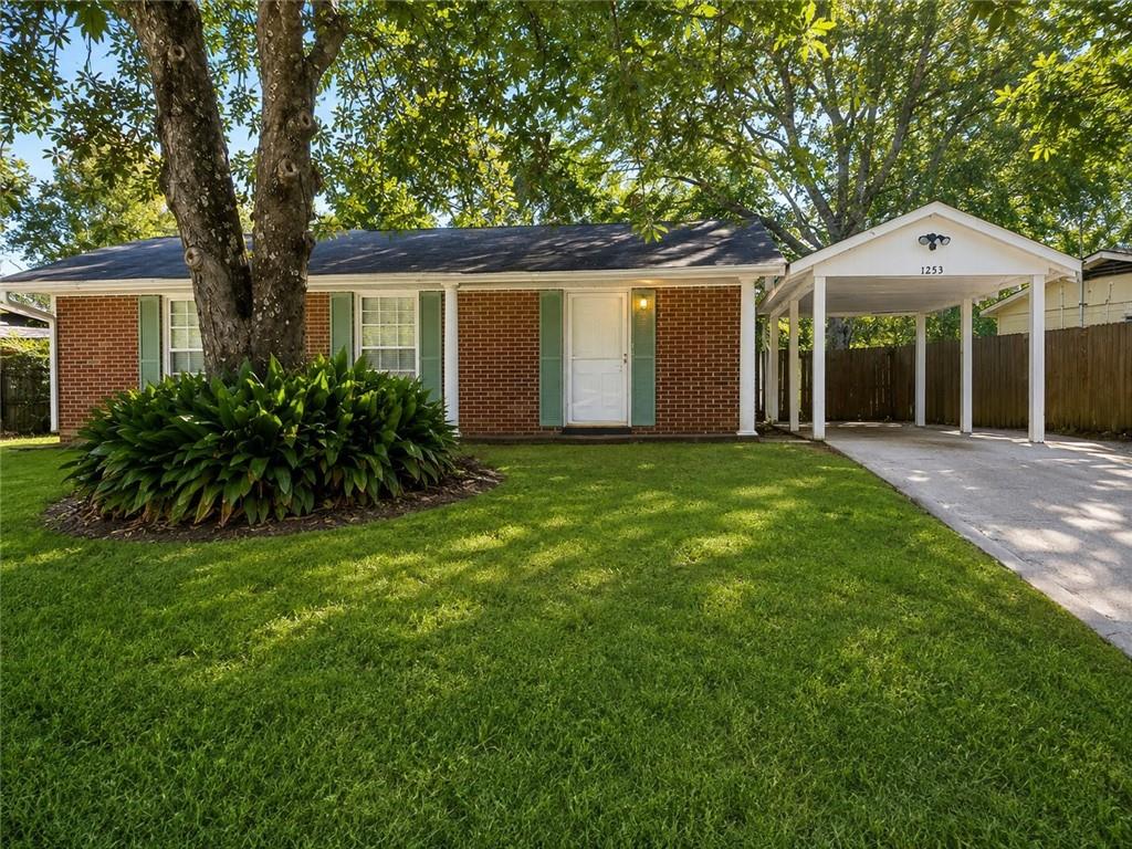 1253 Devander Drive — photo