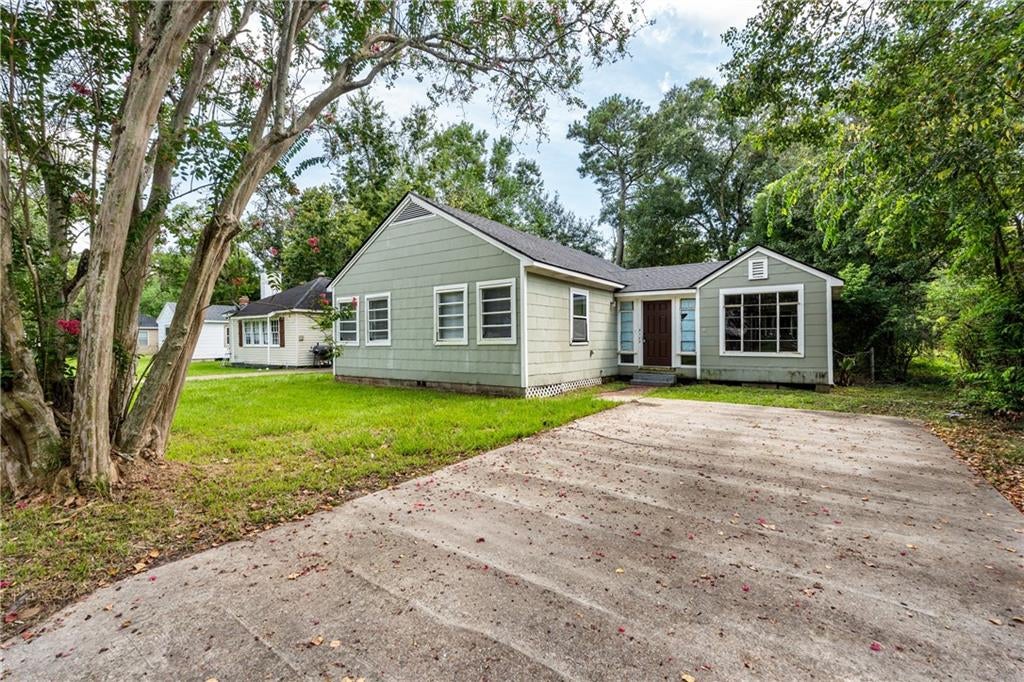3105 Emogene Street — photo