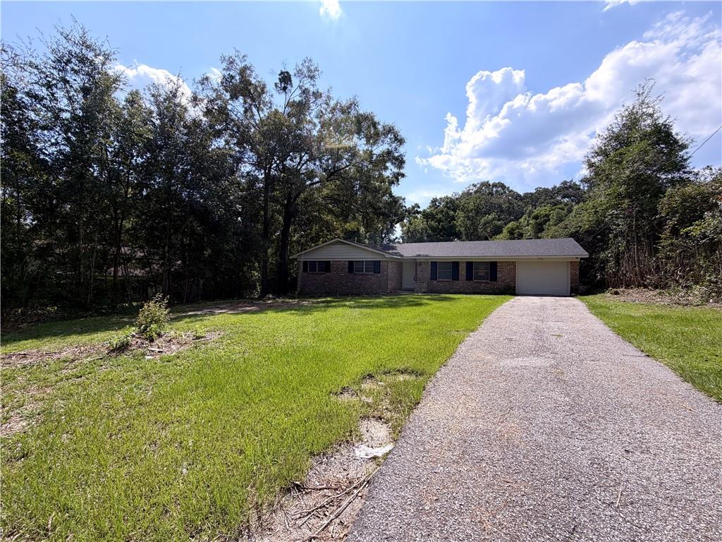 1254 Lake Circle W — photo