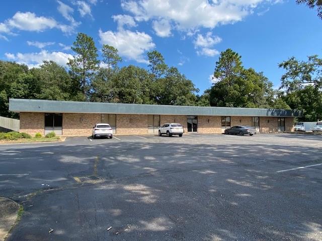 3315 Demetropolis Road — photo