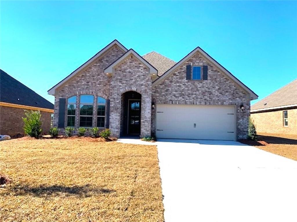 916 Charleston Loop — photo