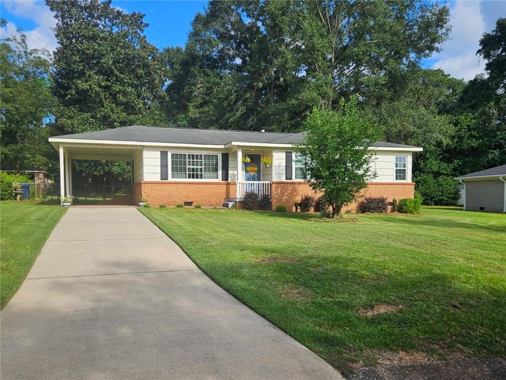 7395 Pinewood Drive — photo
