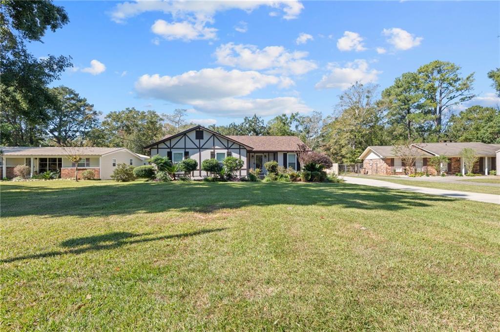 5014 Cole Drive E, Mobile, AL 36619 — photo 2