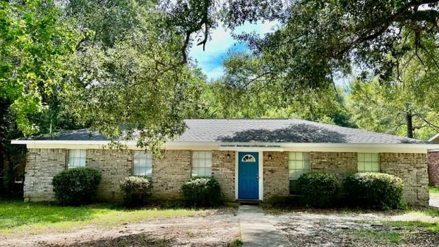 128 Vanderbilt Drive — photo