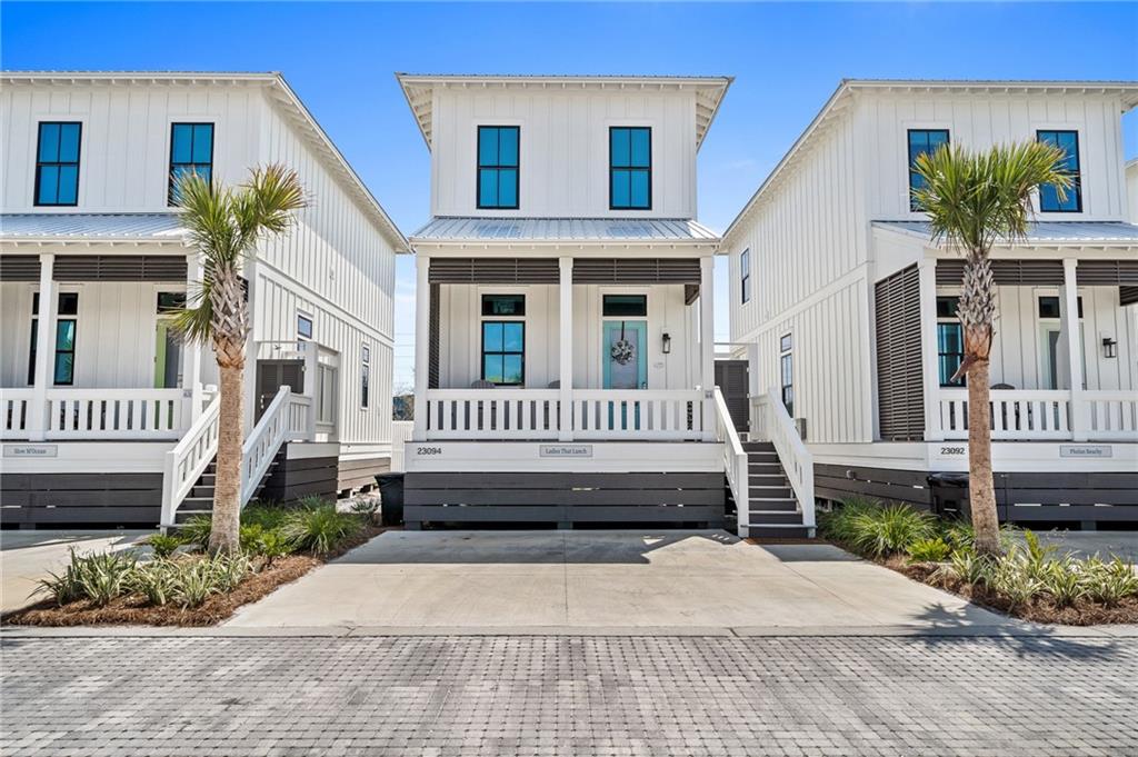 23094 Island Oak Lane — photo