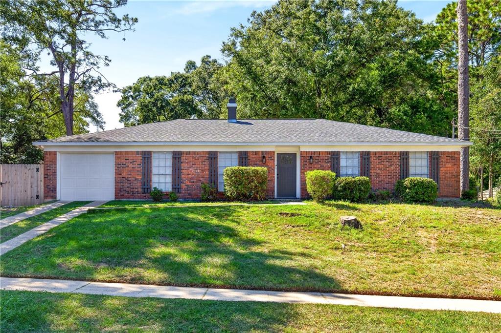 2322 Greenleaf Court — photo