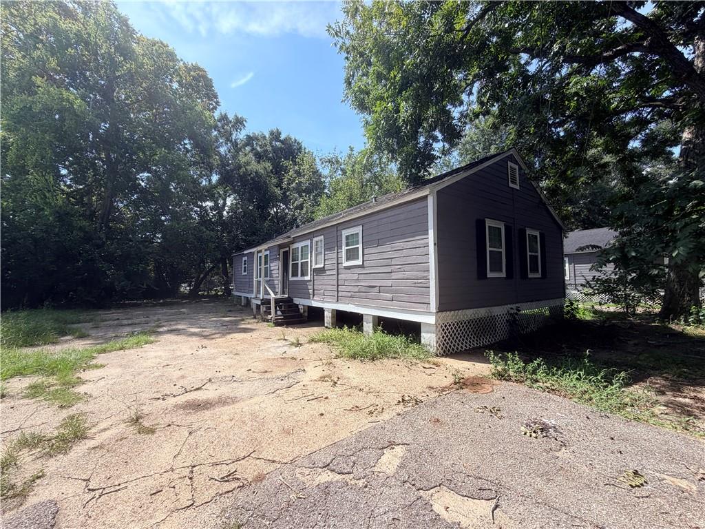 1819 Seale Street — photo