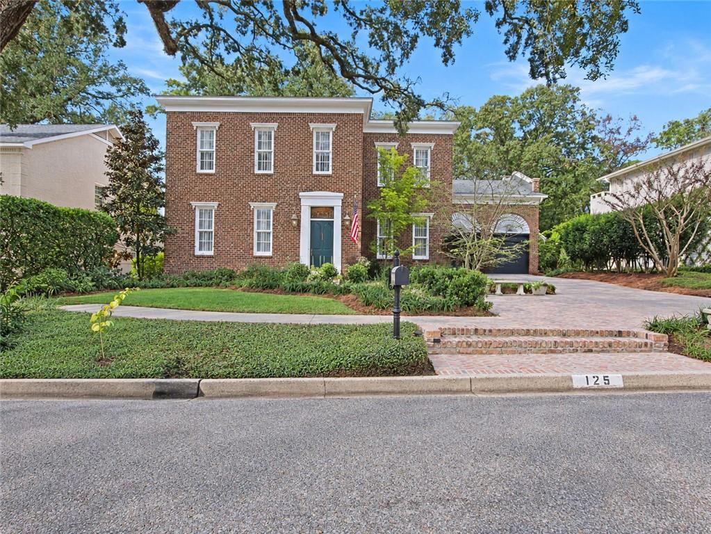 125 Eaton Square — photo
