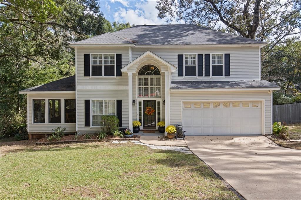 110 Woodside Drive — photo