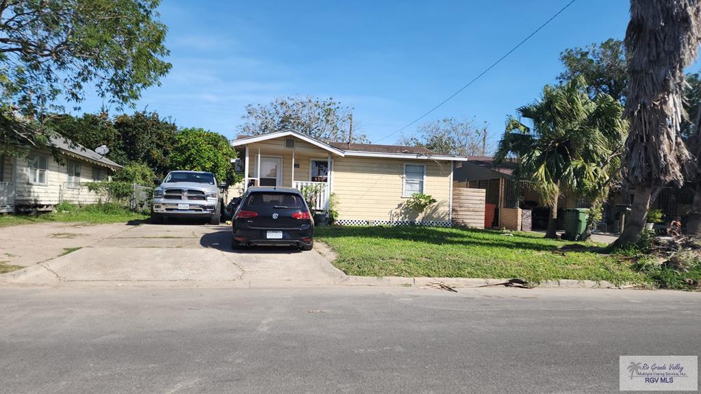 1134 Levee St. — photo