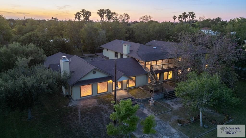 12 Arien Ct. — photo