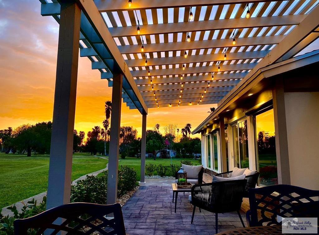 34 Country Club Rd. — photo