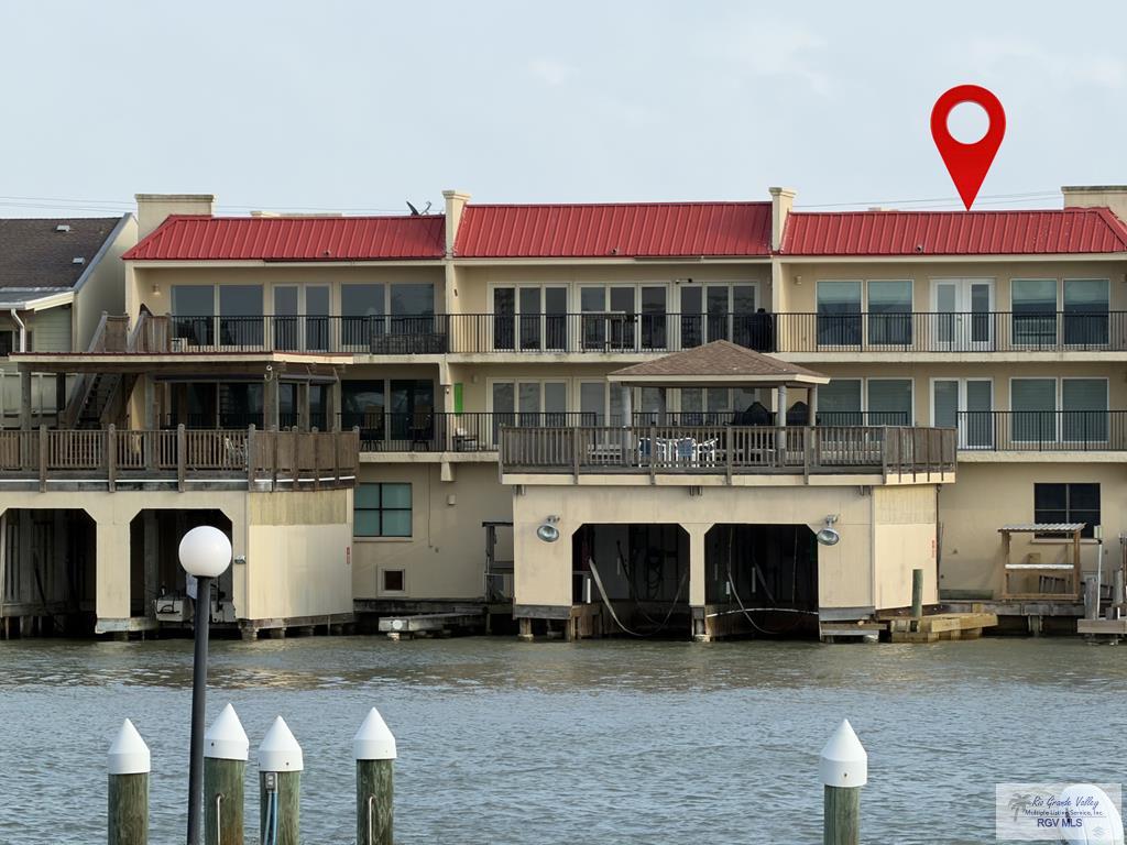 213 S Harbor Dr 301 — photo