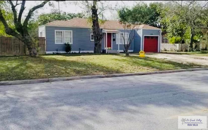 1035 W Levee St. — photo