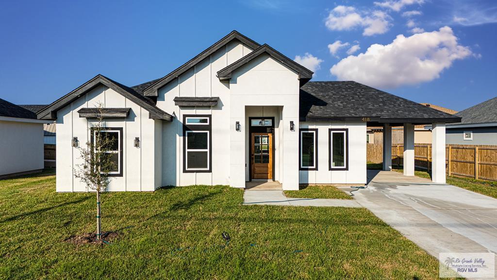 418 N Parker Rd. — photo