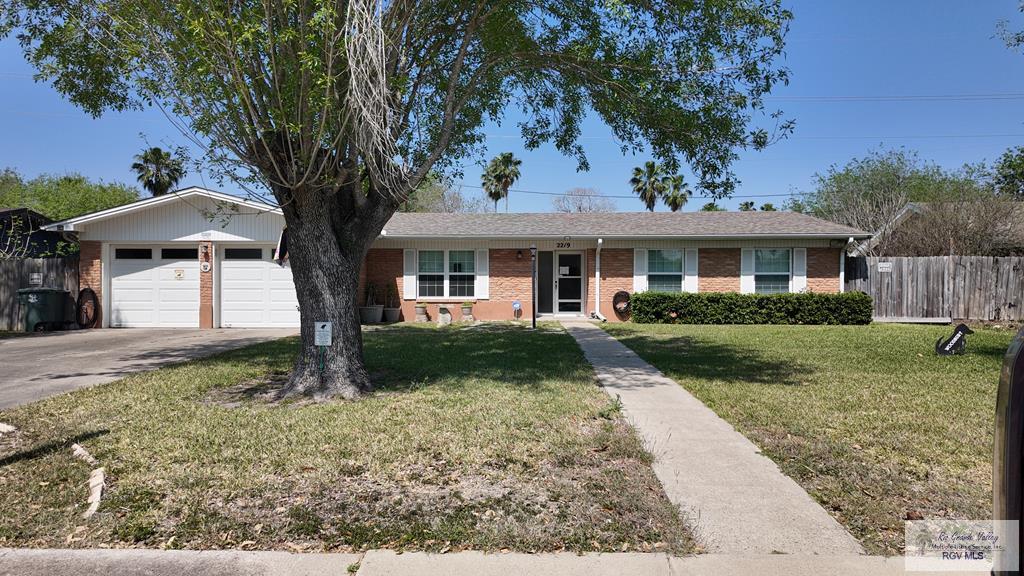 2219 Ella Ave. — photo