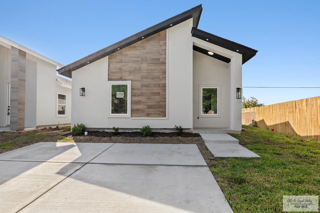 6325 Lancelot Dr. — photo