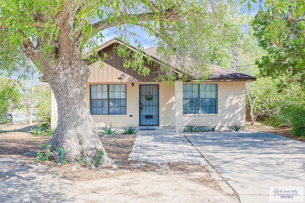 948 W Fronton St. — photo