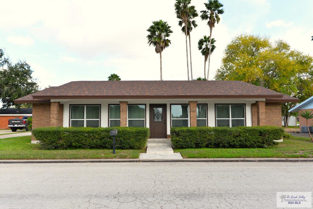 1718 Bobby Jones — photo