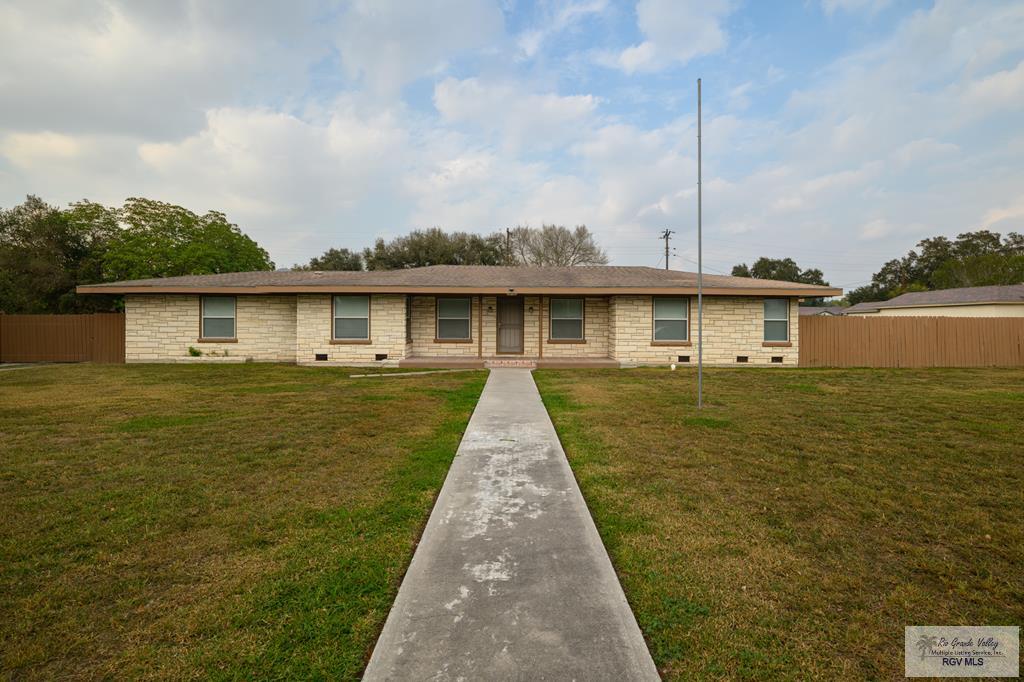 439 E Van Eaton Ave. — photo