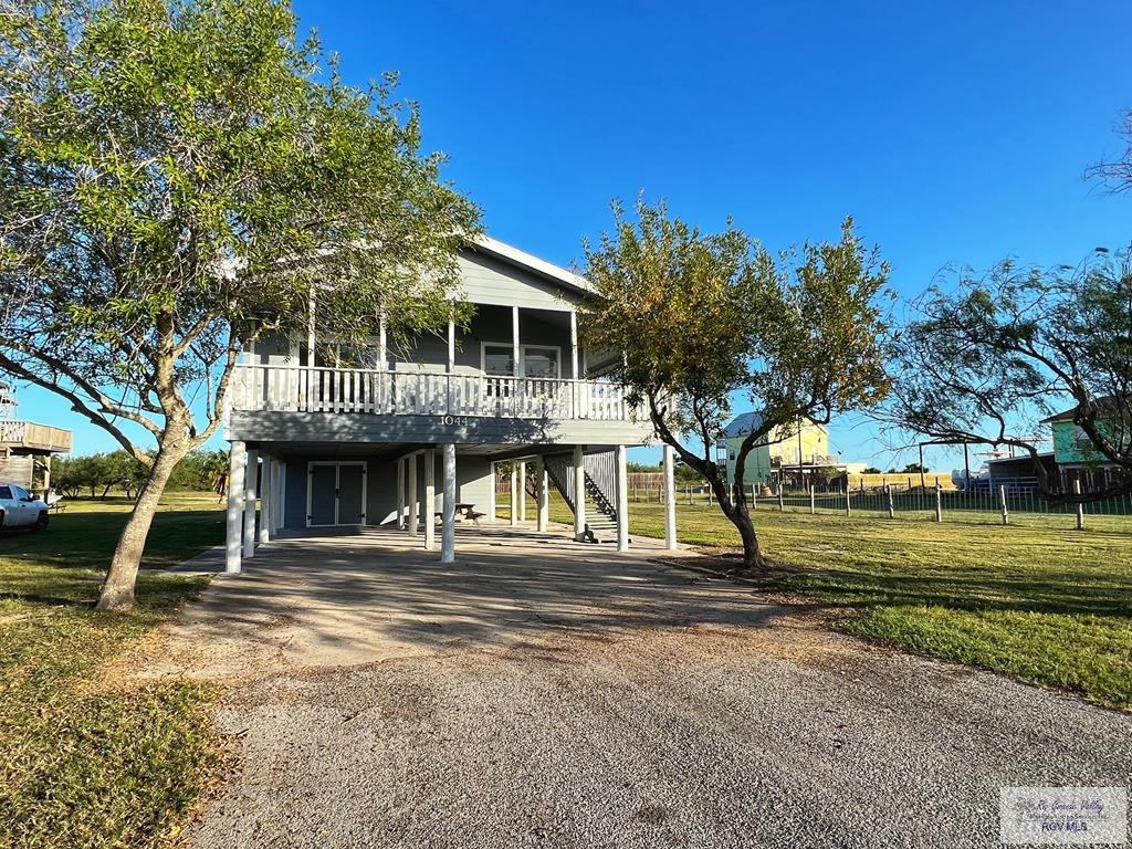 1044 E Port Dr — photo