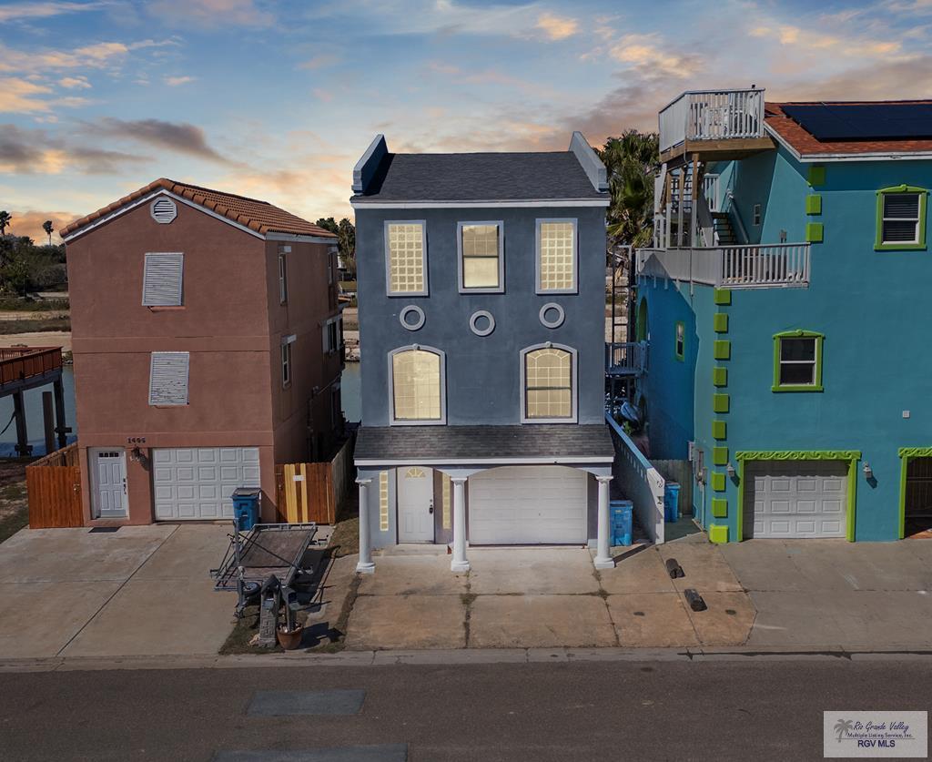 1398 Harbor Island Dr. — photo