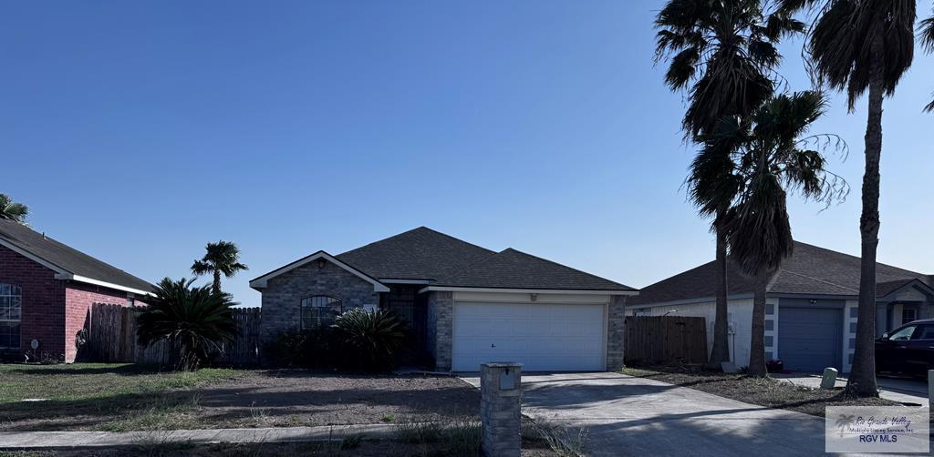 1589 Res Dr. — photo