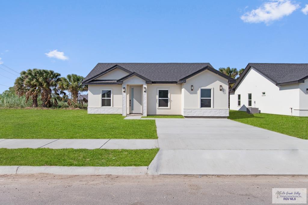 6409 N Dorcas Circle — photo
