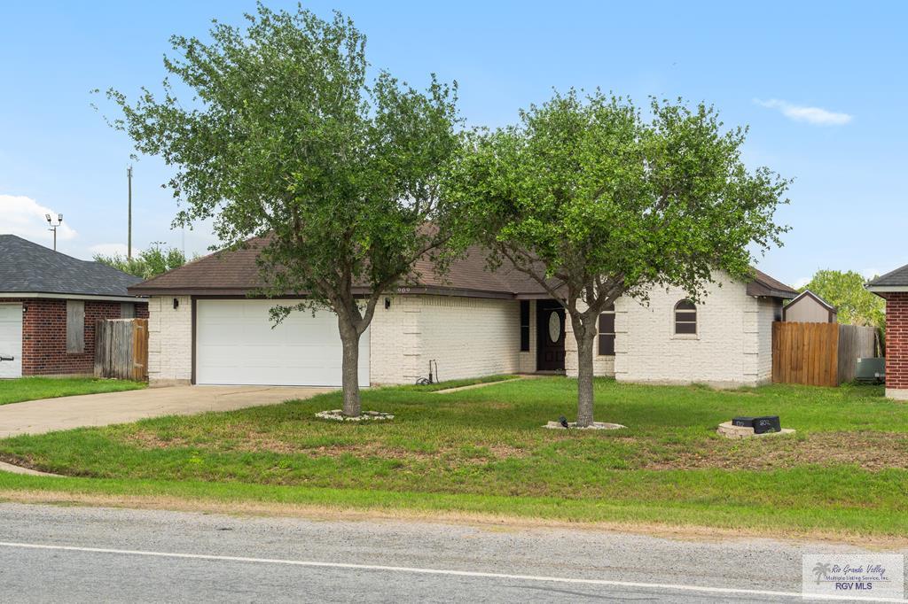 909 Reynolds Rd — photo