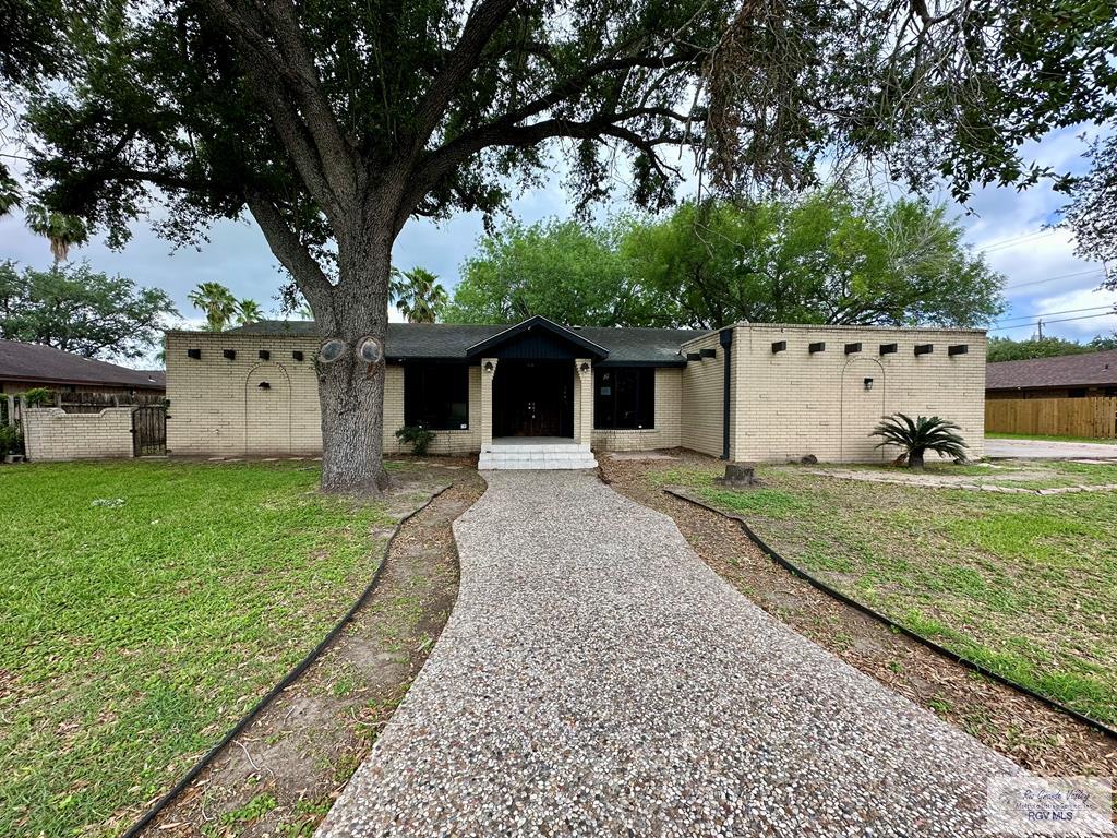 706 Clifford Dr. — photo