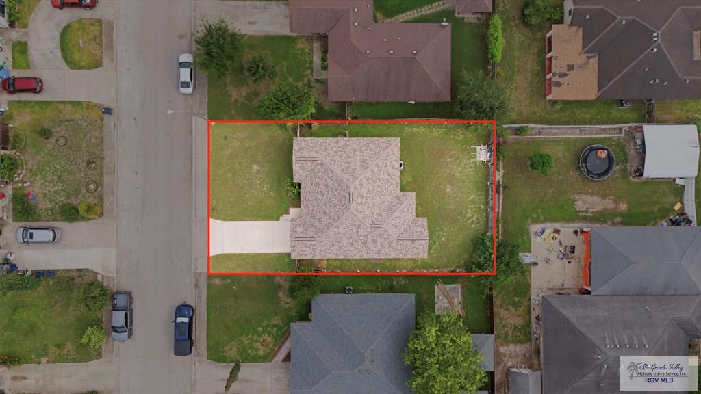 Home in Los Fresnos, TX 78566 — photo 3